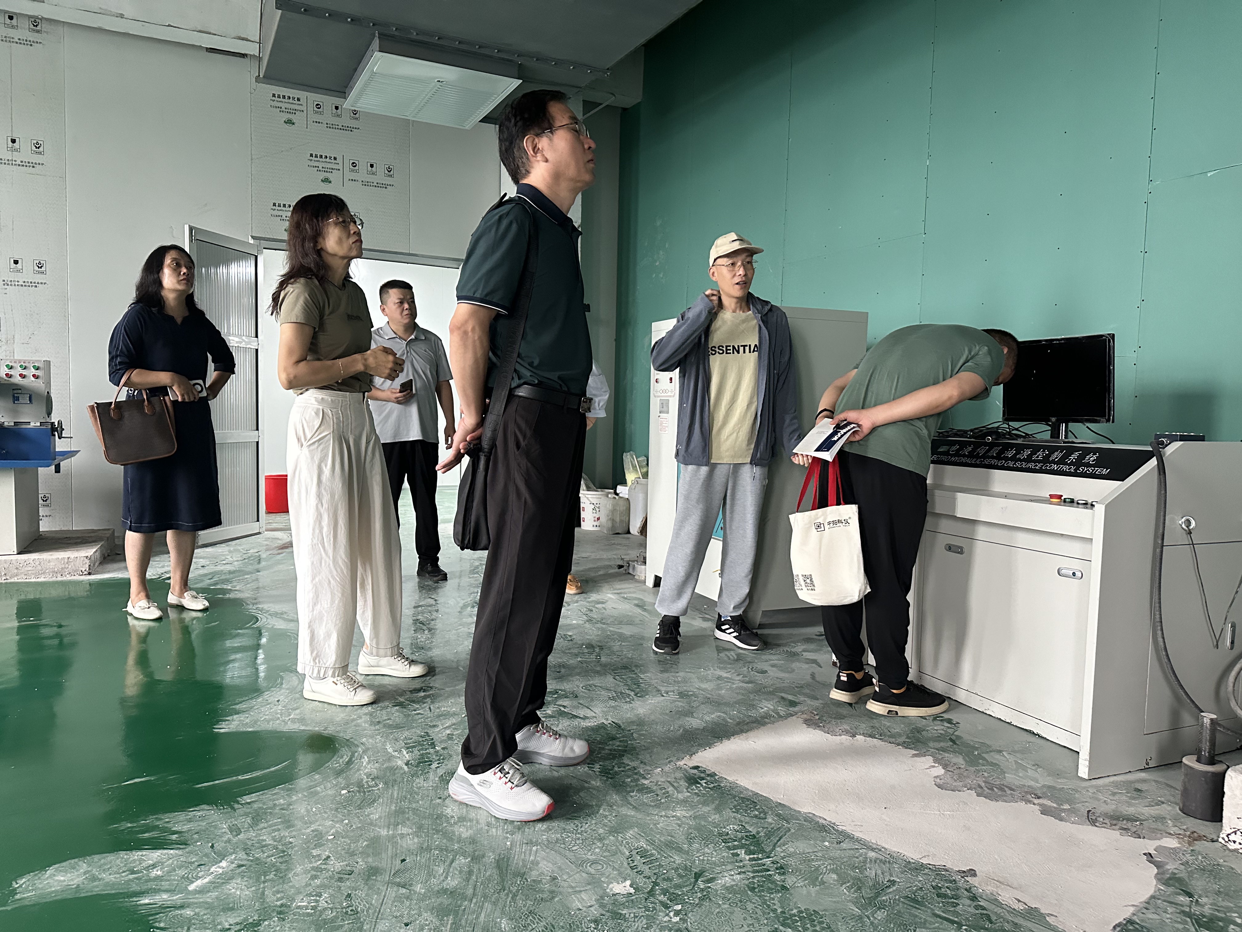 省质量研究会领导层来我公司视察实验基地